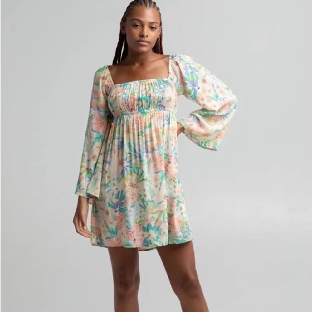 Billabong tropical florals dress long sleeve